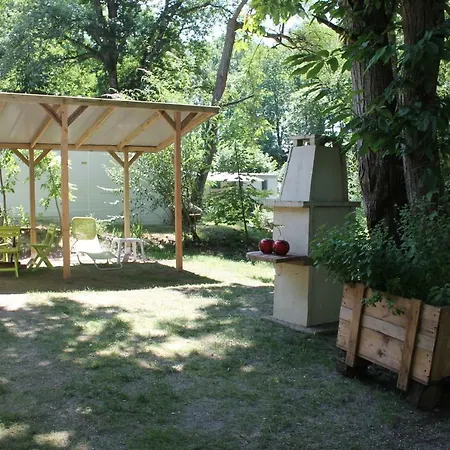 Camping De Montmaurin